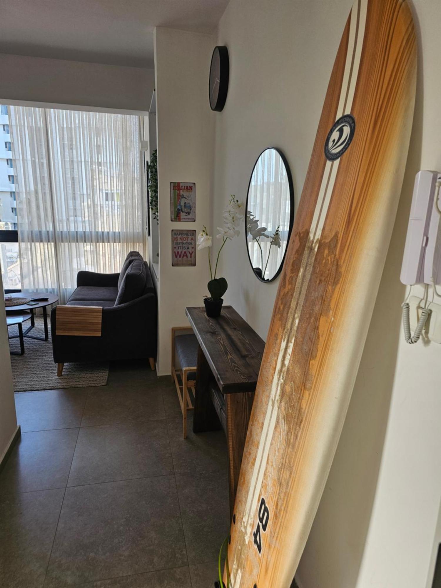 Hayarkon 24 Beach Apartment Tlv Tel Aviv Bagian luar foto
